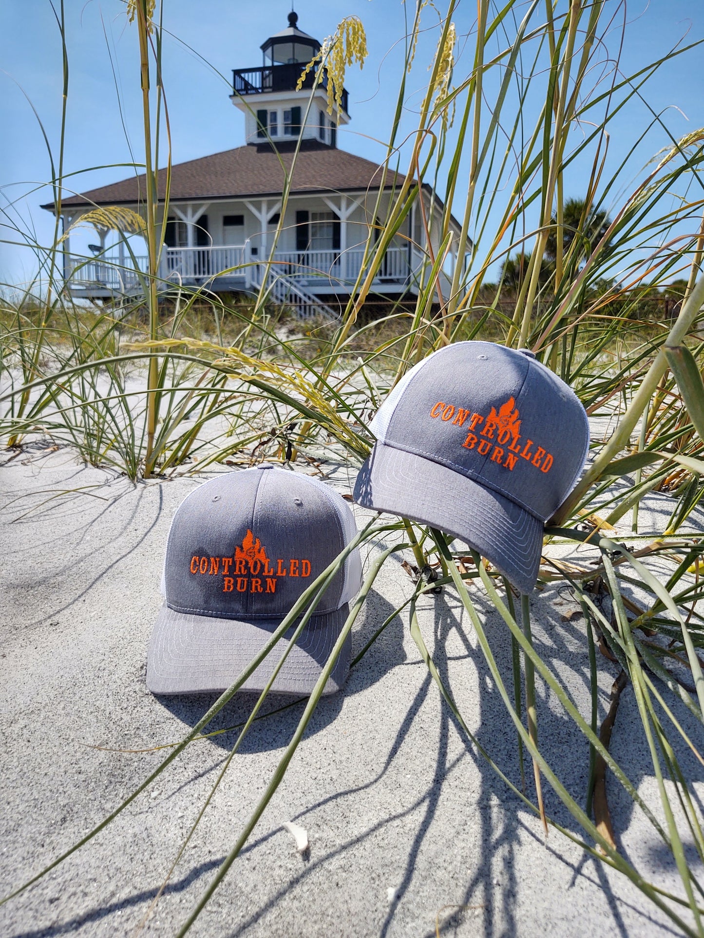 Controlled Burn Snapback Hat in Heather/White